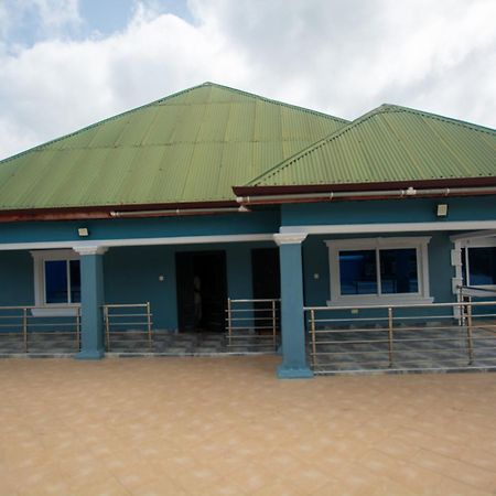 Yaa Asantewaa Inn Ejisu Bagian luar foto