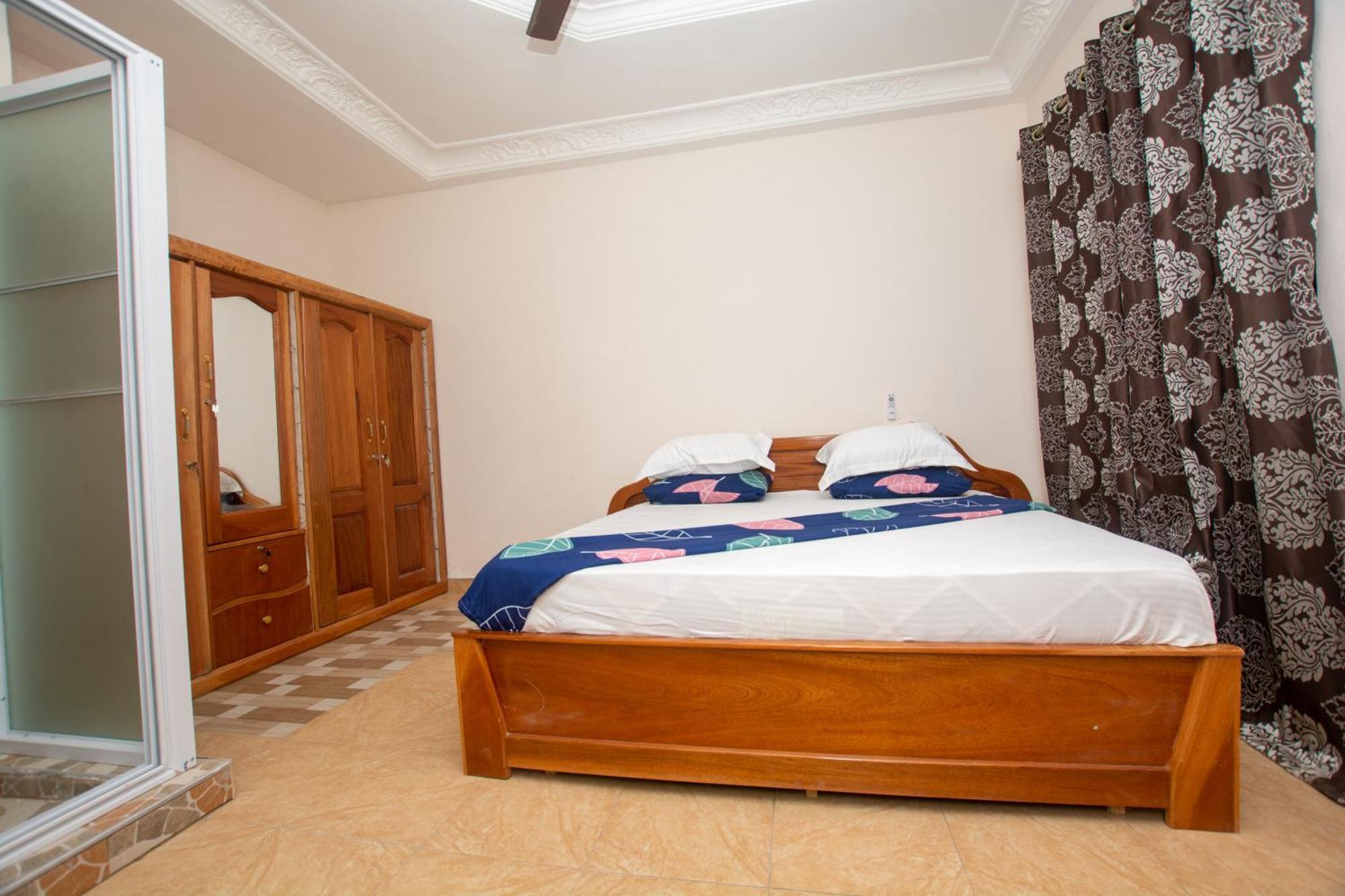 Yaa Asantewaa Inn Ejisu Bagian luar foto