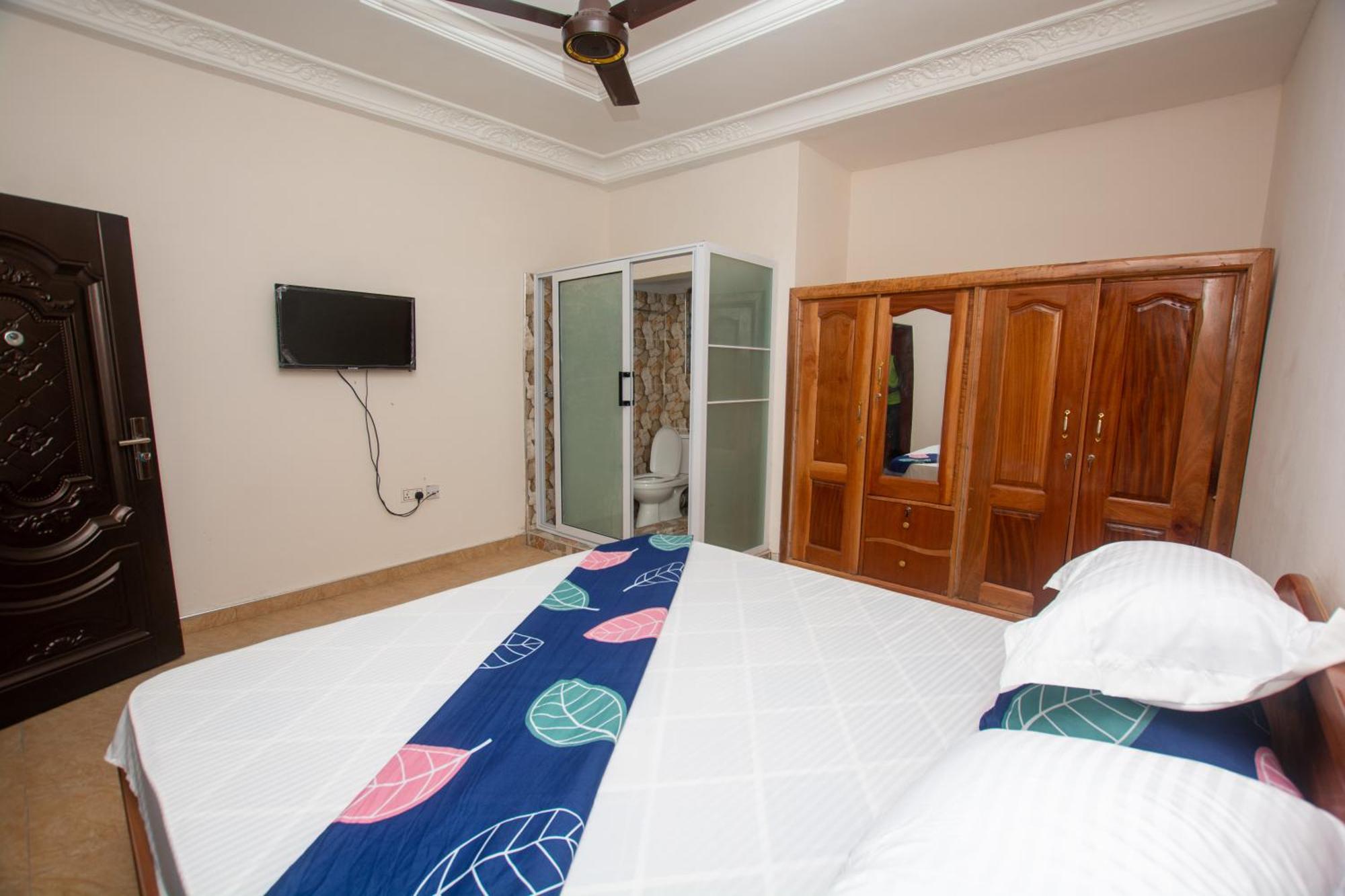 Yaa Asantewaa Inn Ejisu Bagian luar foto