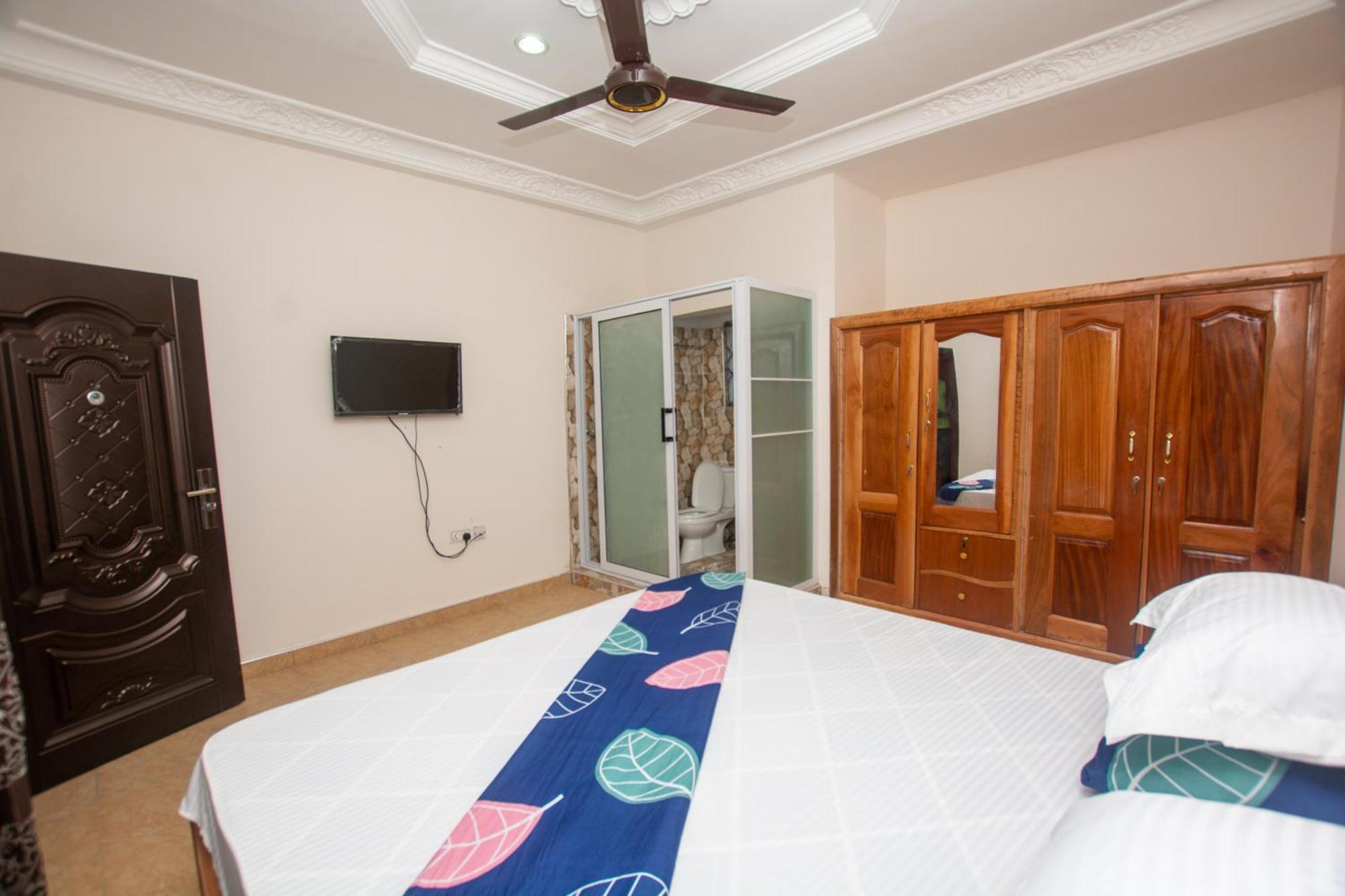 Yaa Asantewaa Inn Ejisu Bagian luar foto